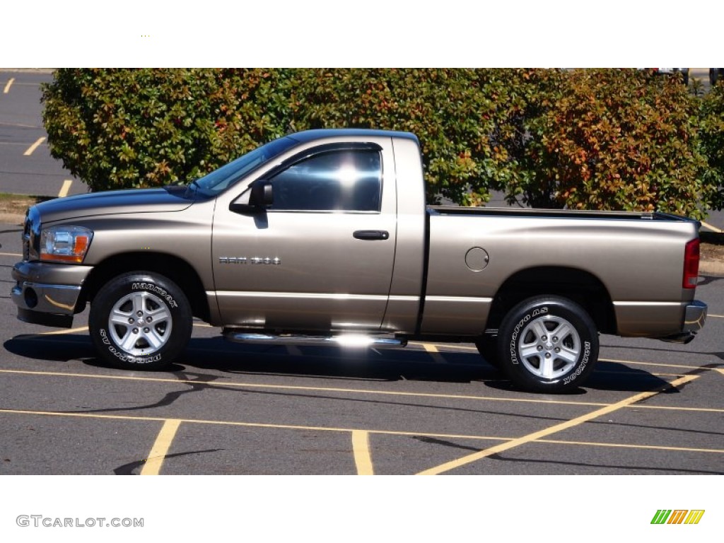 2006 Ram 1500 SLT Regular Cab - Light Khaki Metallic / Medium Slate Gray photo #2