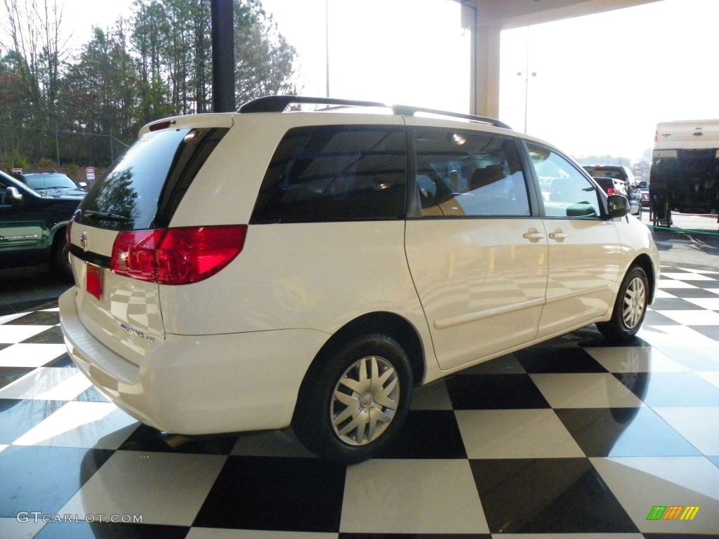 2008 Sienna CE - Natural White / Fawn photo #6