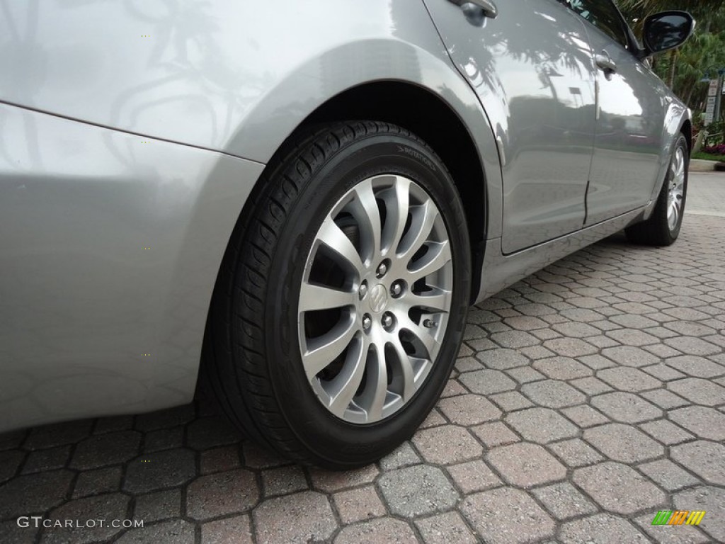 2010 Kizashi SE - Platinum Silver Metallic / Black photo #13