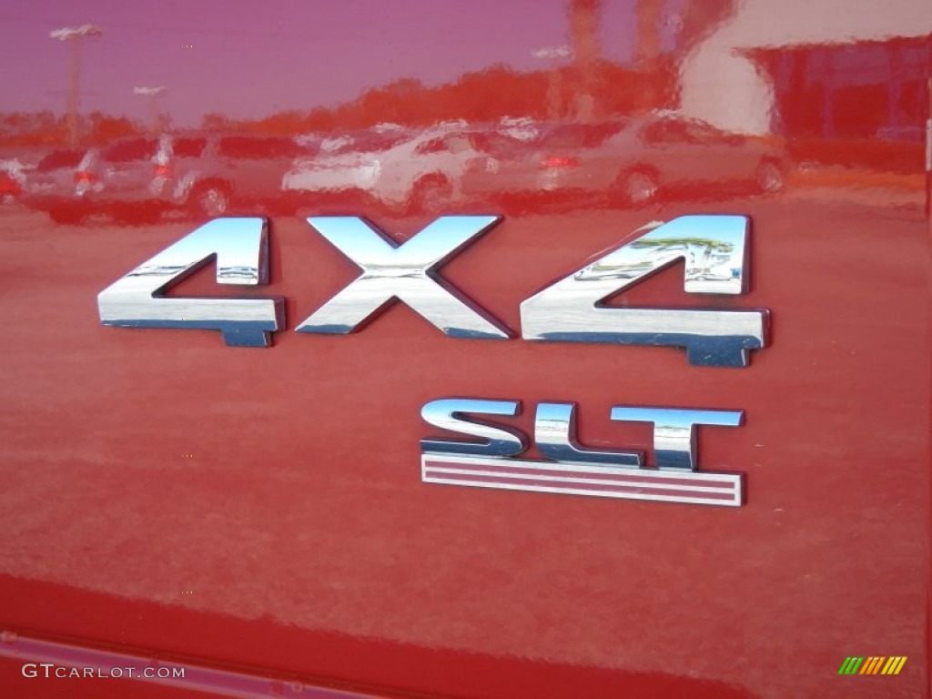 2004 Ram 1500 SLT Quad Cab 4x4 - Flame Red / Dark Slate Gray photo #12