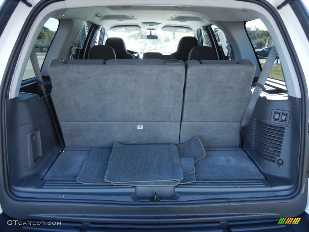 2006 Ford Expedition XLT Trunk Photos