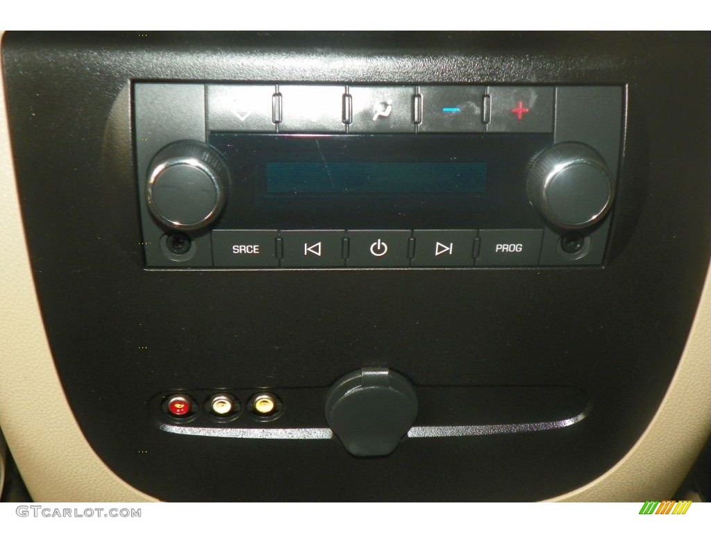 2008 GMC Yukon Hybrid Controls Photos