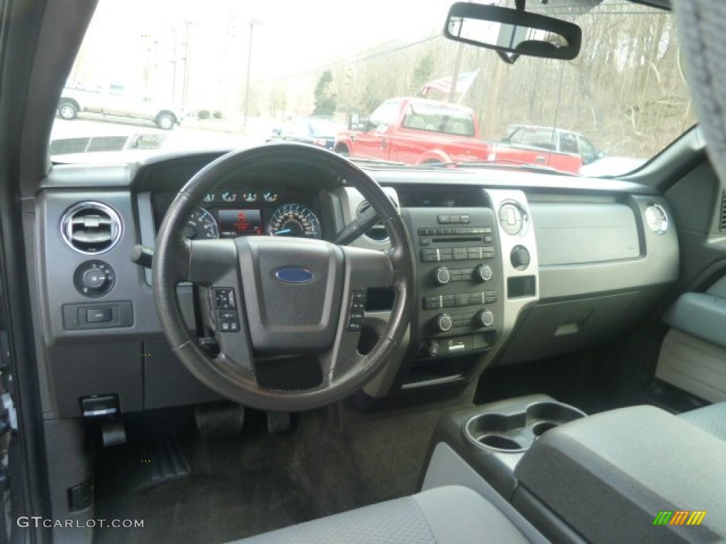 2011 Ford F150 XLT SuperCrew 4x4 Dashboard Photos