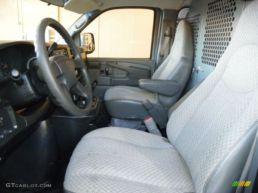 2004 Chevrolet Express 3500 Extended Commercial Van Front Seat Photo #78385973