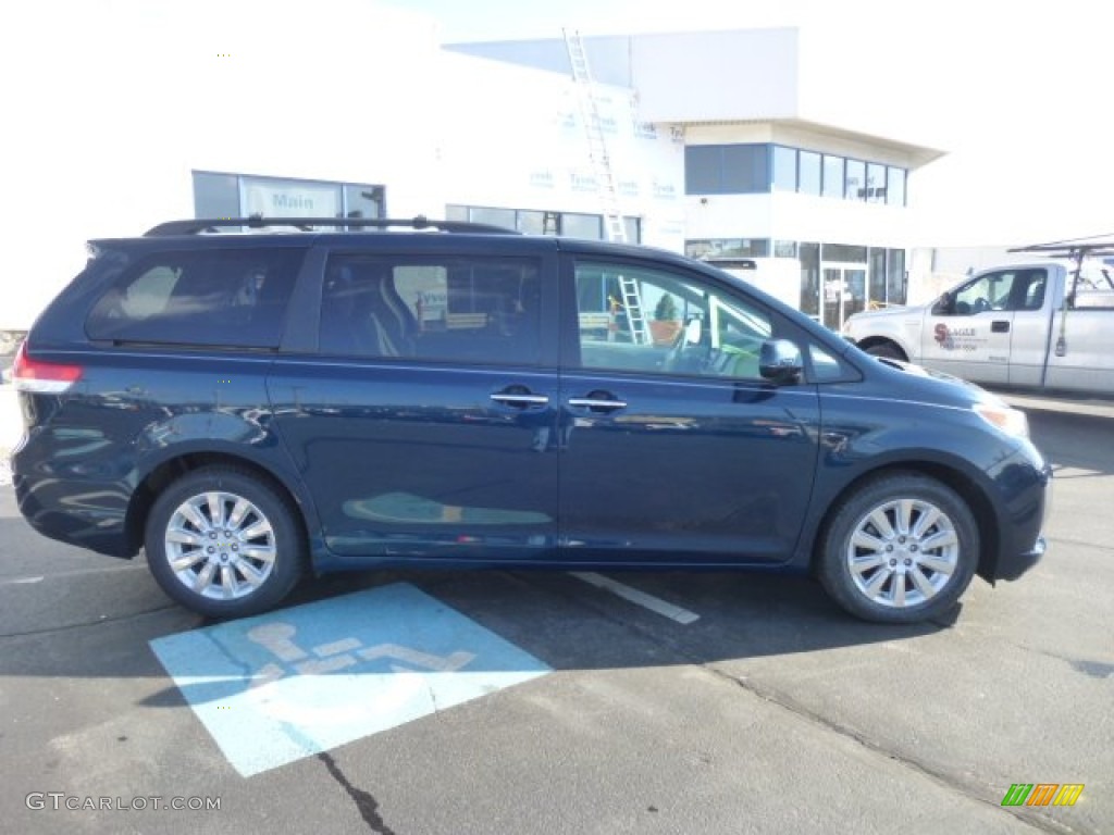 2011 Sienna Limited AWD - South Pacific Blue Pearl / Light Gray photo #2