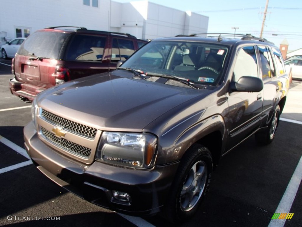 Desert Brown Metallic 2008 Chevrolet TrailBlazer LT 4x4 Exterior Photo #78388675