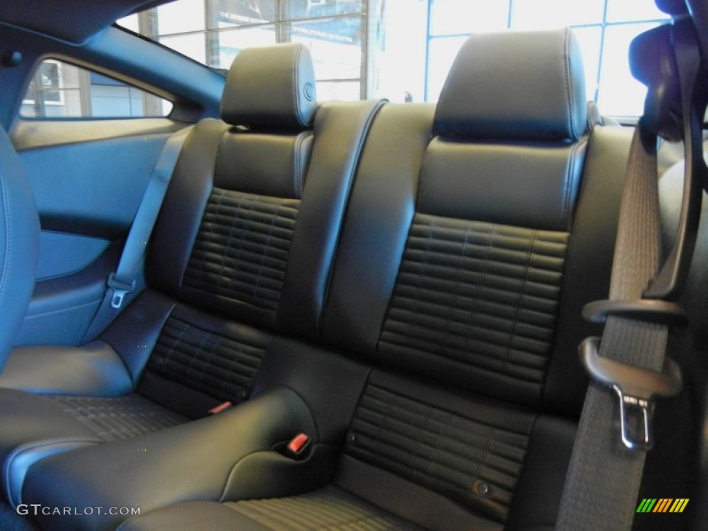2013 Ford Mustang Shelby GT500 SVT Performance Package Coupe Rear Seat Photo #78388880