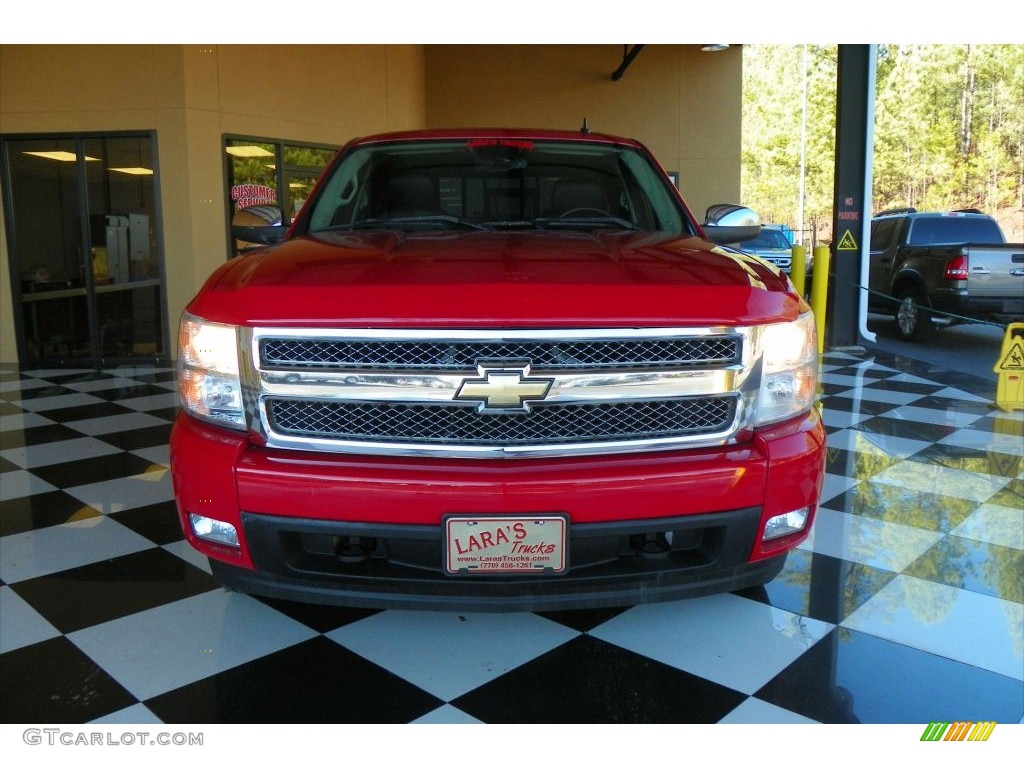 2007 Silverado 1500 LTZ Crew Cab - Victory Red / Ebony Black photo #2