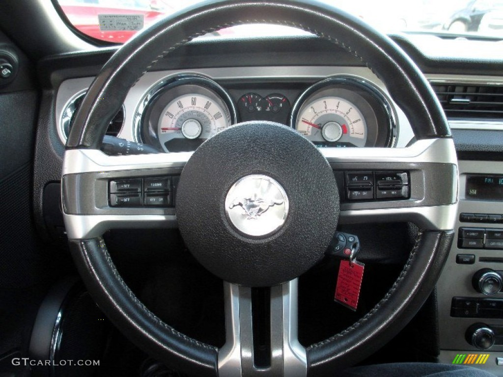 2010 Ford Mustang V6 Premium Convertible Saddle Steering Wheel Photo #78391659