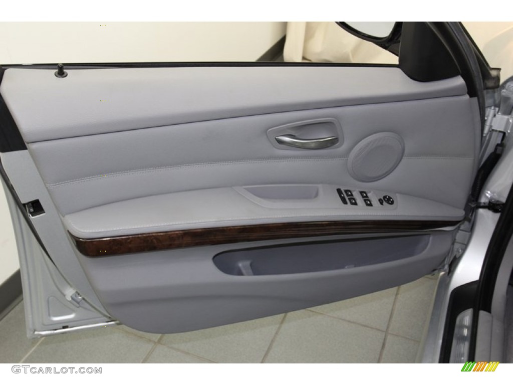 2010 BMW 3 Series 328i Sedan Gray Dakota Leather Door Panel Photo #78392036