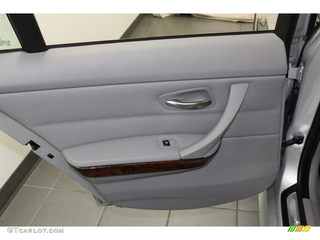 2010 BMW 3 Series 328i Sedan Gray Dakota Leather Door Panel Photo #78392303