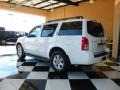 2008 Avalanche White Nissan Pathfinder SE  photo #4