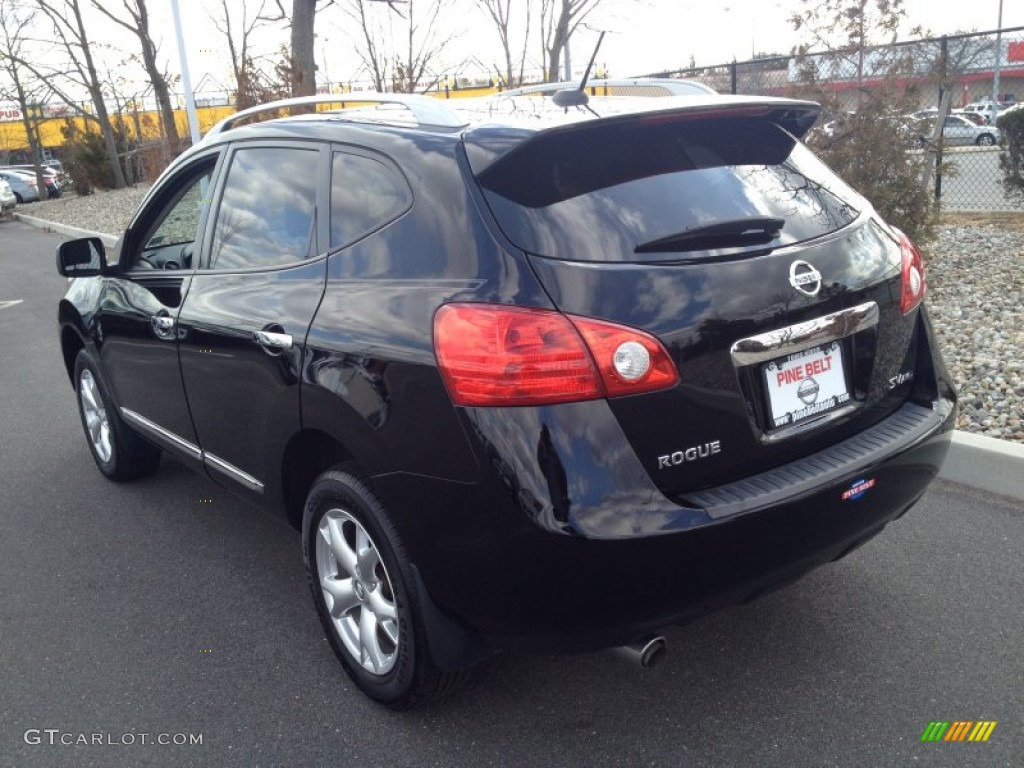 2011 Rogue SV AWD - Black Amethyst / Black photo #5