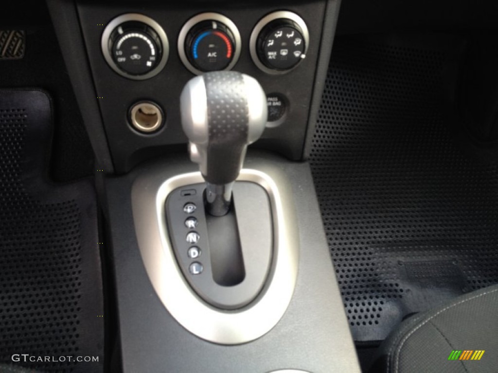 2011 Rogue SV AWD - Black Amethyst / Black photo #12