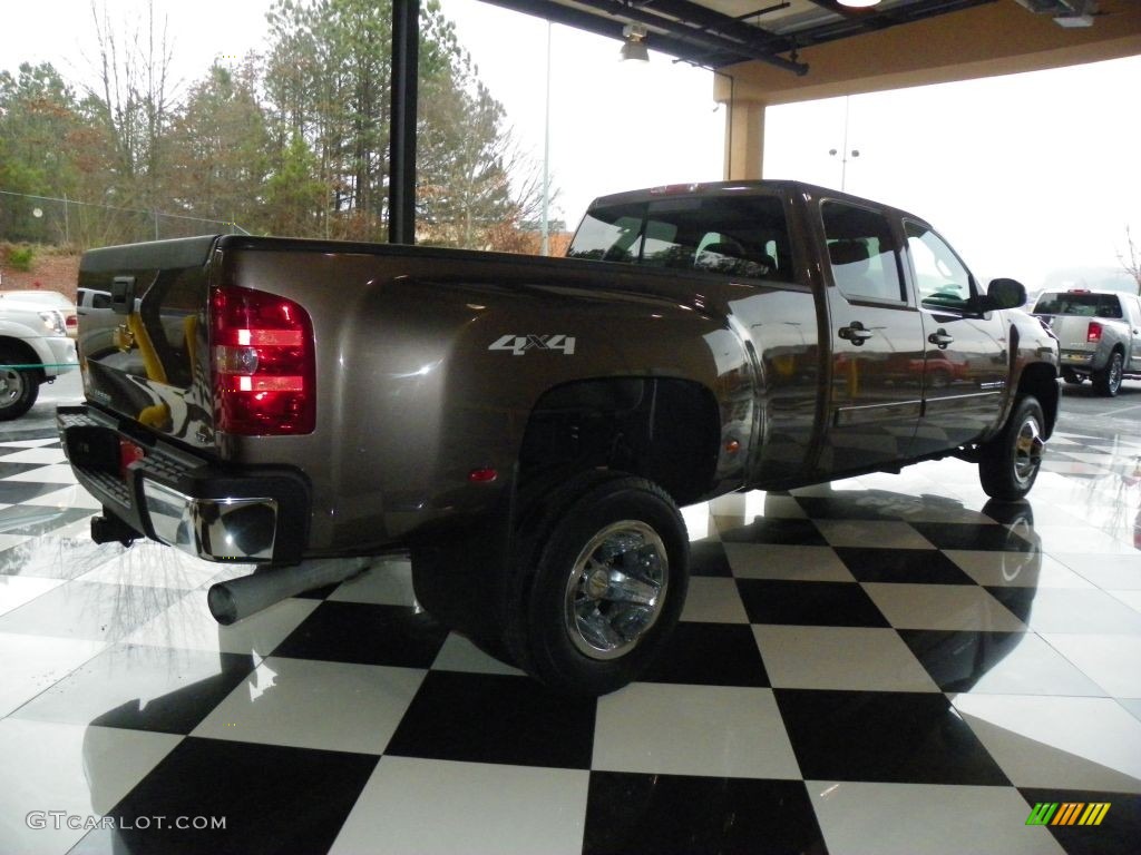 2008 Silverado 3500HD LT Crew Cab 4x4 Dually - Desert Brown Metallic / Light Cashmere/Ebony photo #6