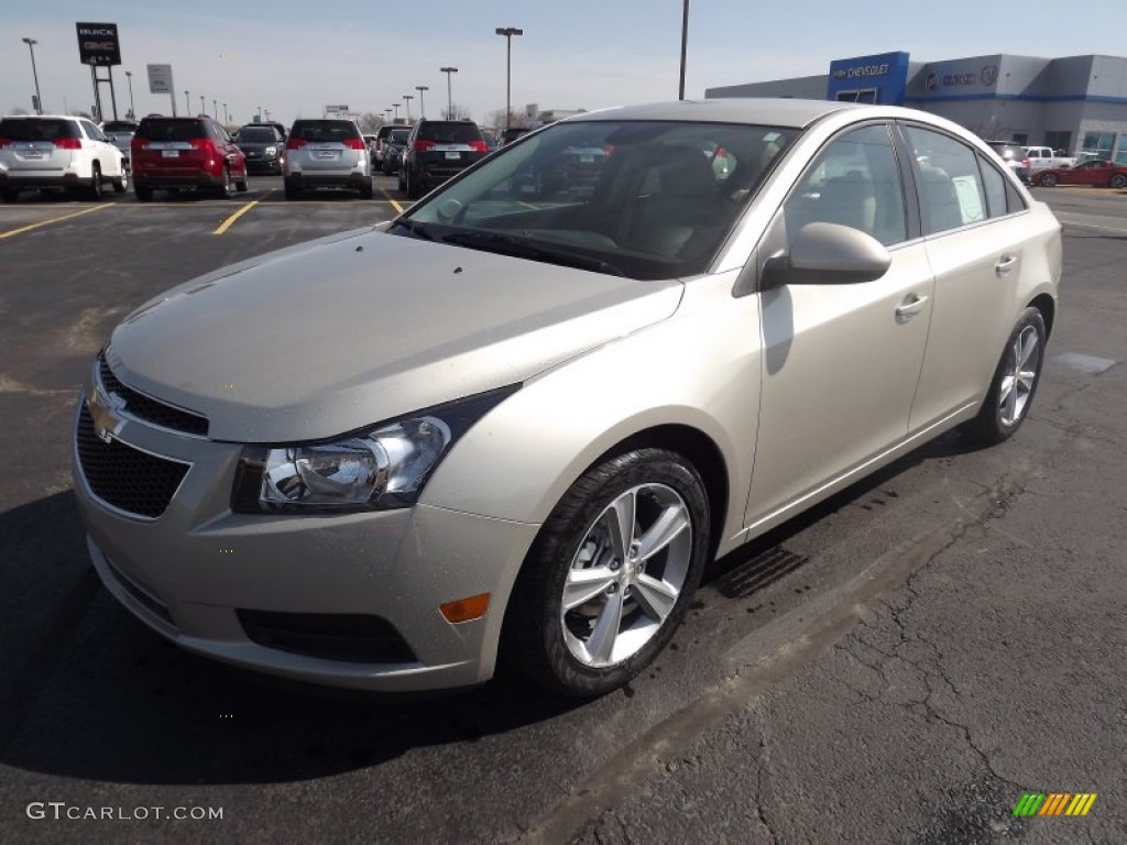 2013 Cruze LT - Champagne Silver Metallic / Cocoa/Light Neutral photo #1