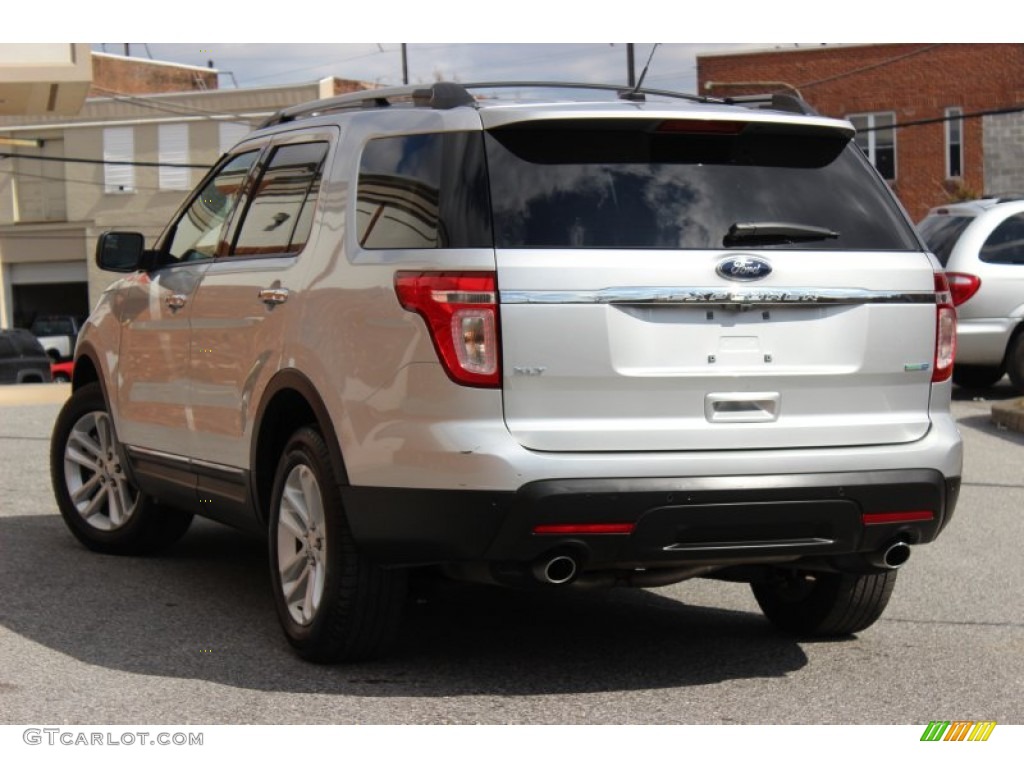 2013 Explorer XLT 4WD - Ingot Silver Metallic / Charcoal Black photo #2