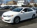 Super White - Camry SE Photo No. 3