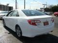 Super White - Camry SE Photo No. 4