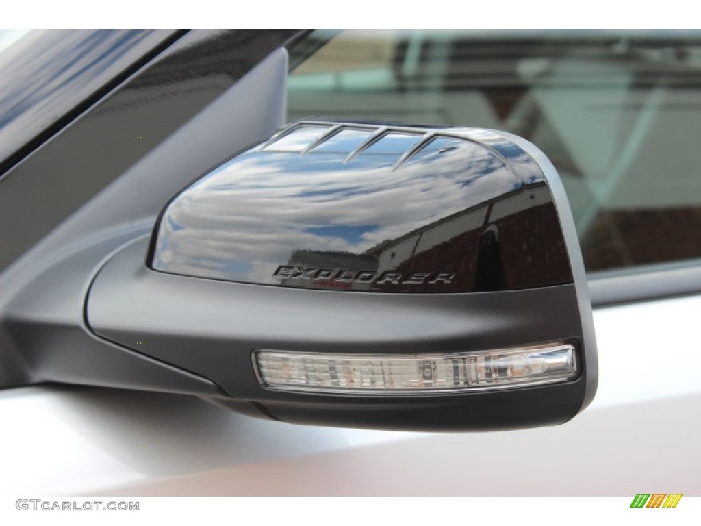 2013 Explorer XLT 4WD - Ingot Silver Metallic / Charcoal Black photo #32