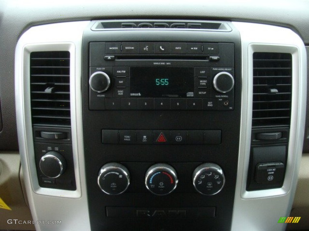 2010 Dodge Ram 1500 Big Horn Quad Cab 4x4 Controls Photo #78401330