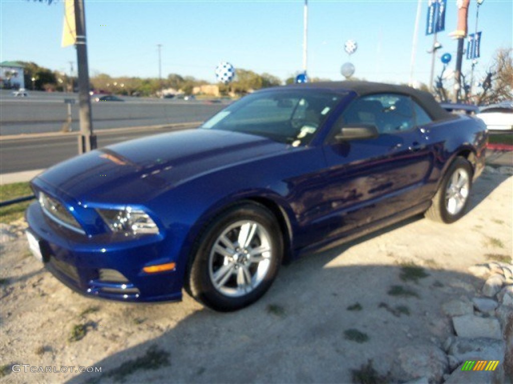 2013 Mustang V6 Convertible - Deep Impact Blue Metallic / Charcoal Black photo #2