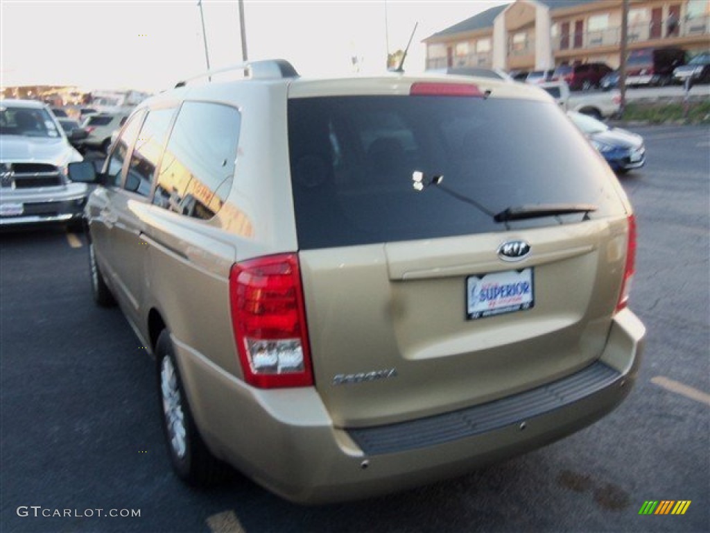 2011 Sedona LX - Cashmere Beige / Beige photo #5