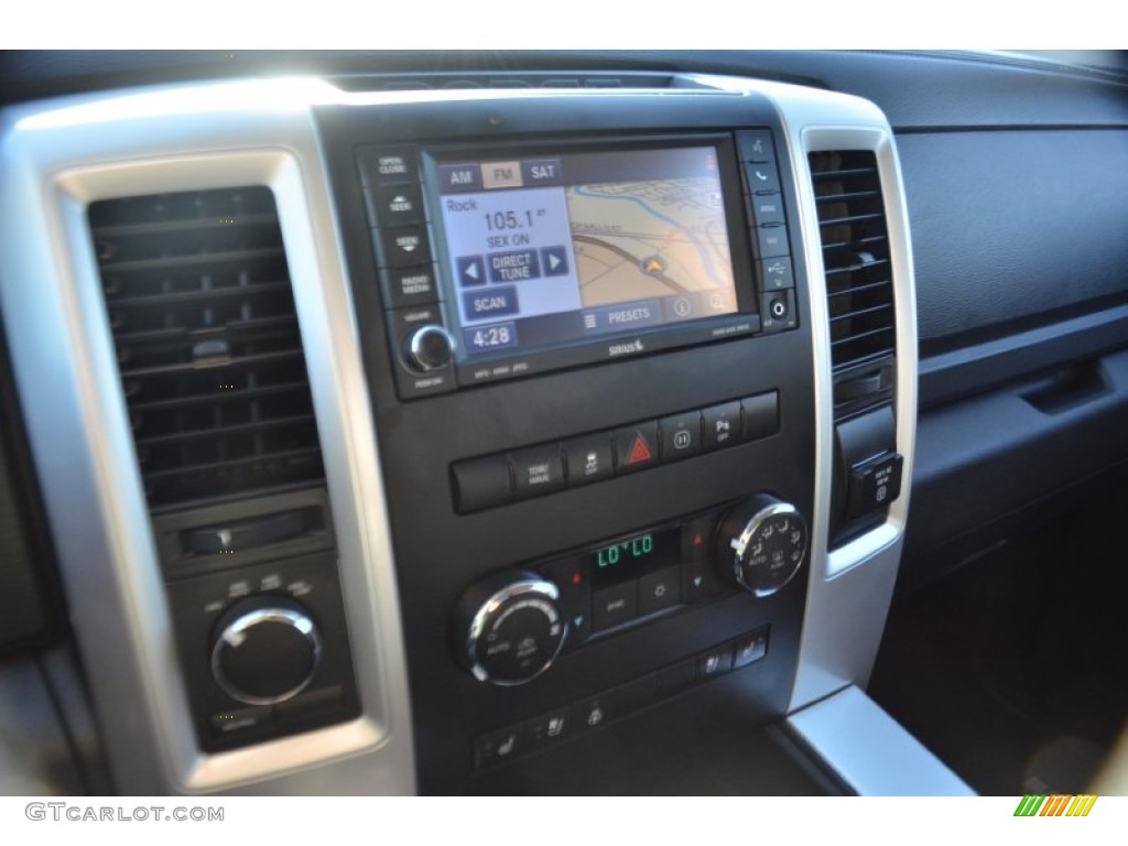 2012 Ram 1500 Sport Quad Cab 4x4 - Bright White / Dark Slate Gray photo #27