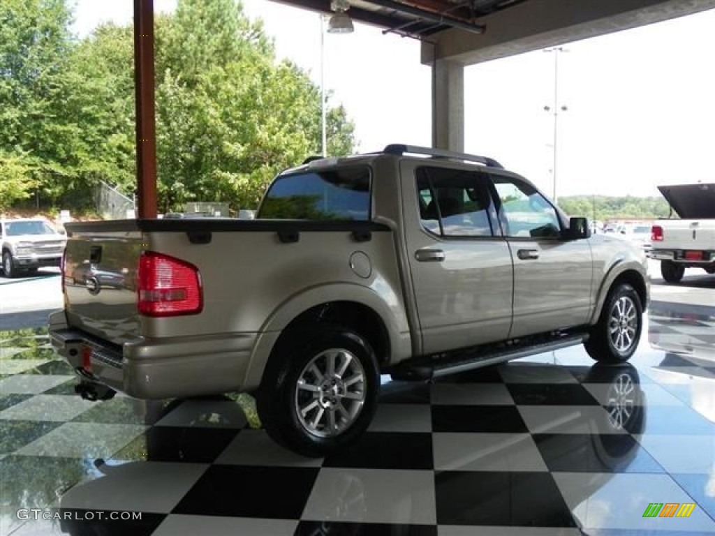 2007 Explorer Sport Trac Limited - Pueblo Gold Metallic / Camel photo #6