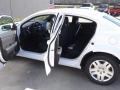 New Bright White - Avenger SE Photo No. 9