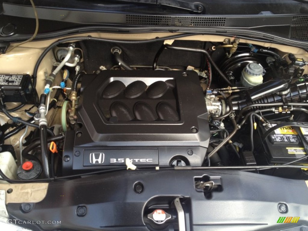 2001 Honda Odyssey EX Engine Photos