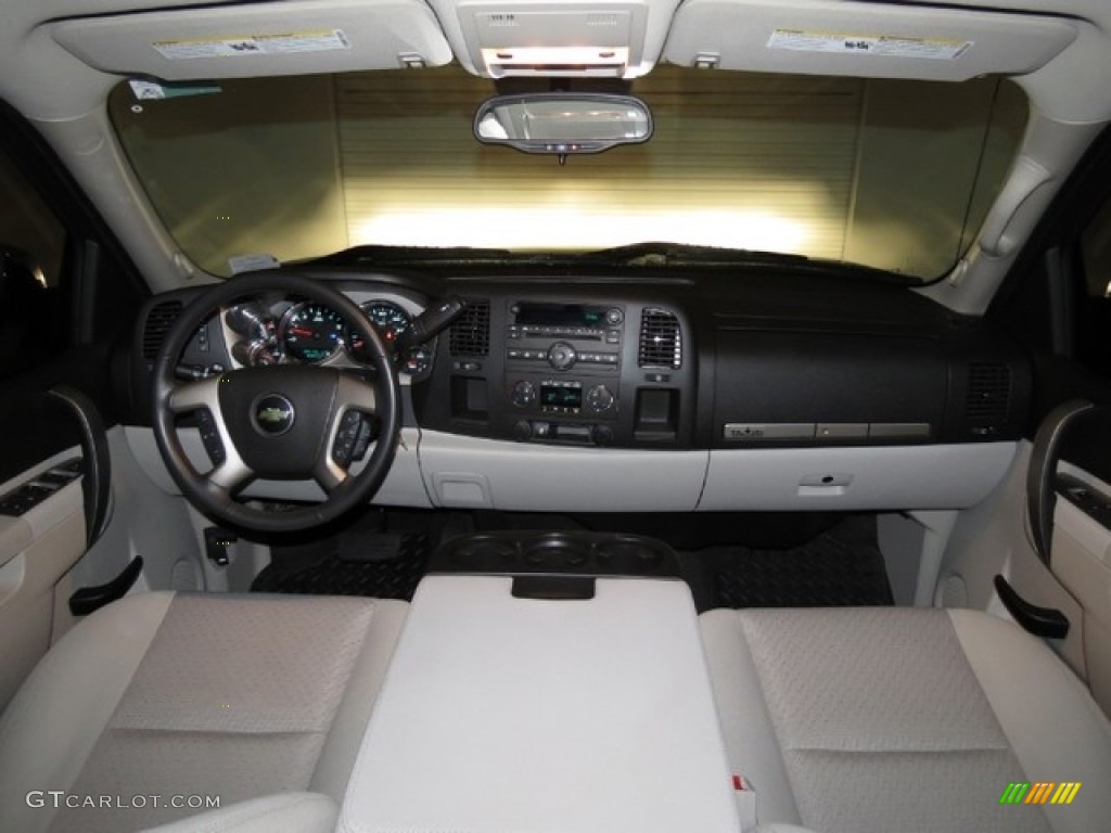 2011 Chevrolet Silverado 1500 LT Extended Cab Light Titanium/Ebony Dashboard Photo #78408326