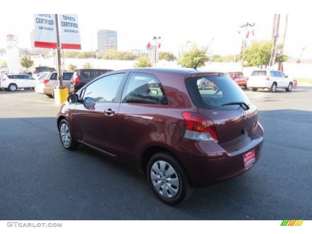 2010 Yaris 3 Door Liftback - Carmine Red Metallic / Dark Charcoal photo #5