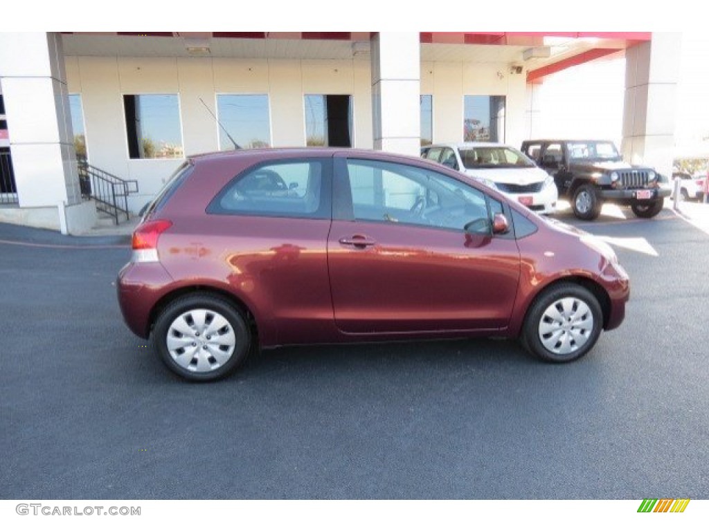 2010 Yaris 3 Door Liftback - Carmine Red Metallic / Dark Charcoal photo #8
