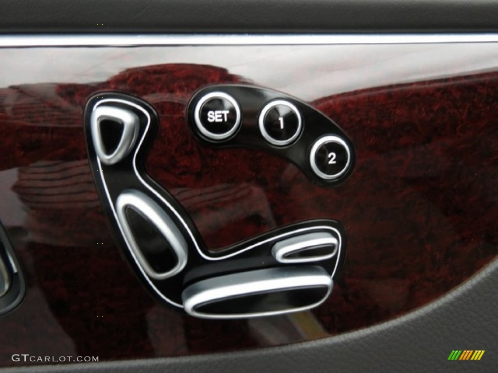 2011 Hyundai Equus Signature Controls Photo #78410306