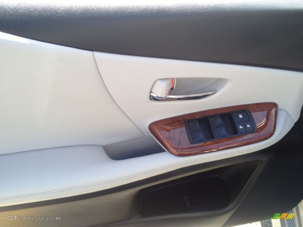 2011 HS 250h Hybrid Premium - Tungsten Pearl / Water Gray photo #13