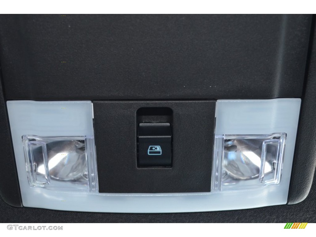 2013 Ford F250 Super Duty King Ranch Crew Cab 4x4 Controls Photo #78414761