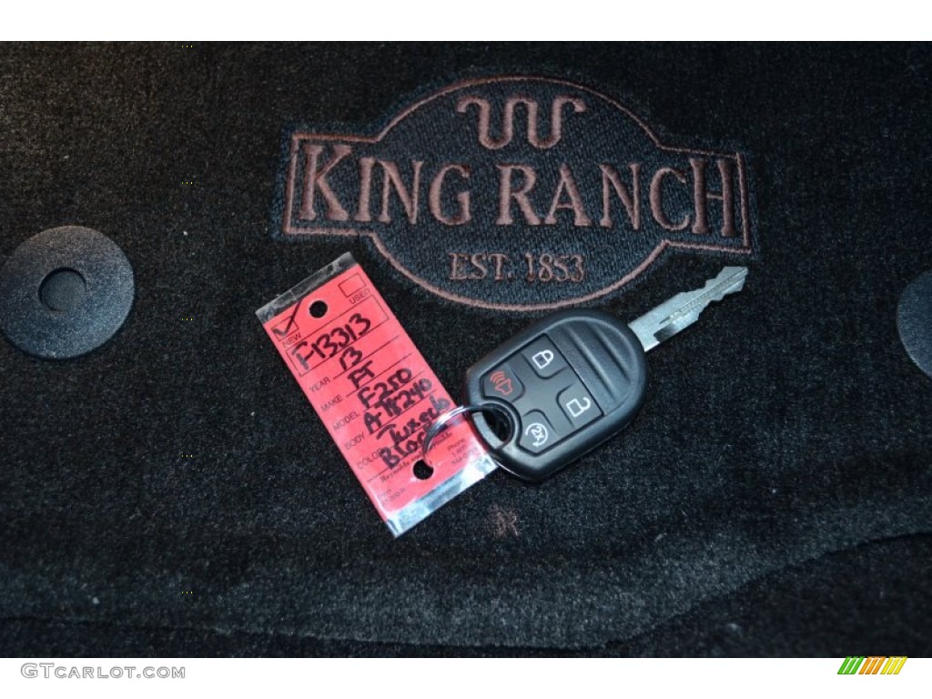 2013 Ford F250 Super Duty King Ranch Crew Cab 4x4 Keys Photos