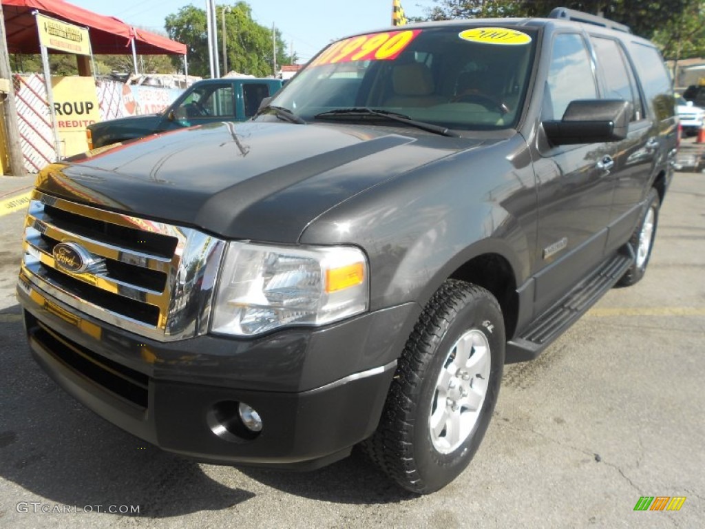 2007 Expedition XLT - Carbon Metallic / Stone photo #3