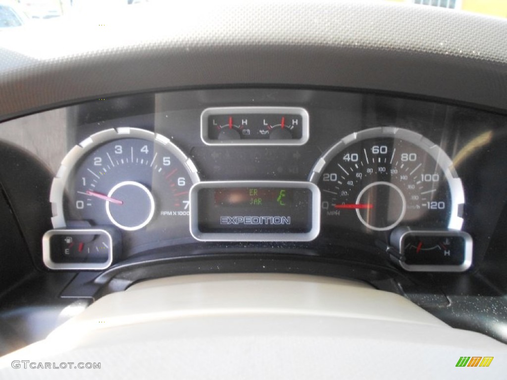 2007 Expedition XLT - Carbon Metallic / Stone photo #16
