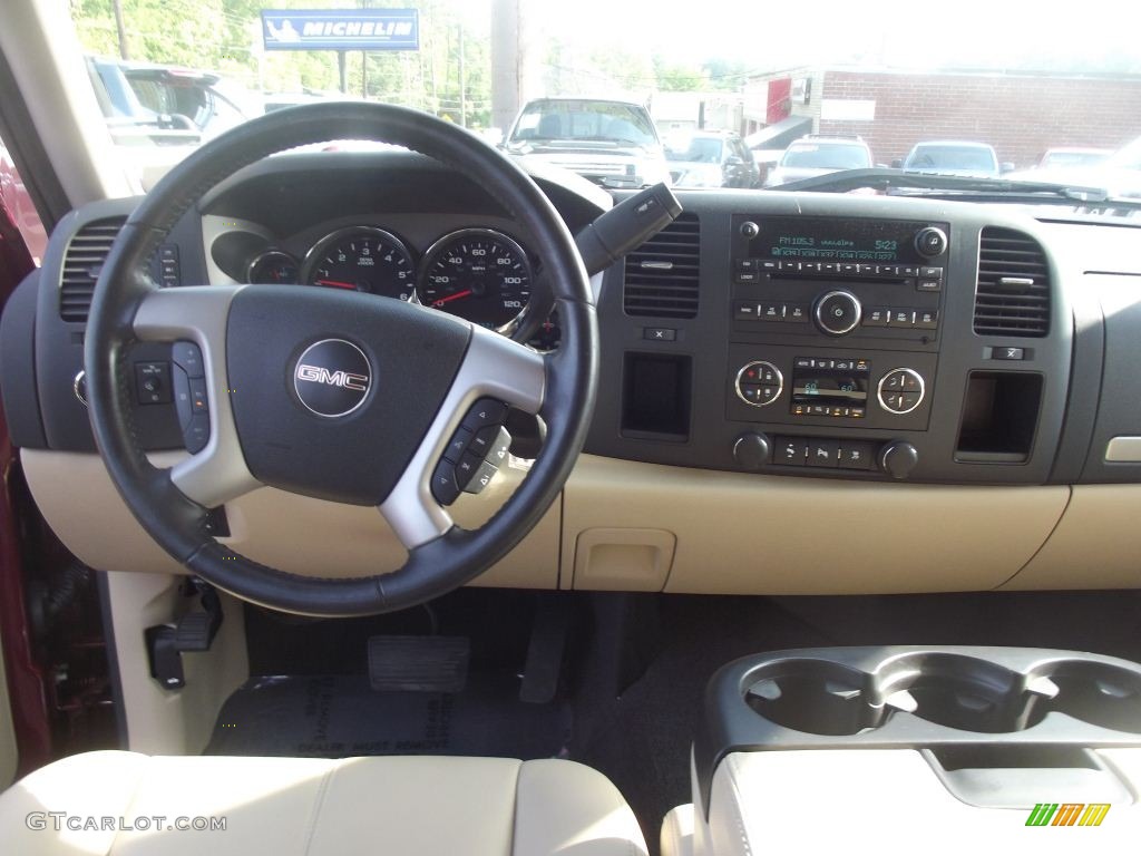 2008 Sierra 1500 SLE Crew Cab - Sonoma Red Metallic / Light Cashmere photo #13