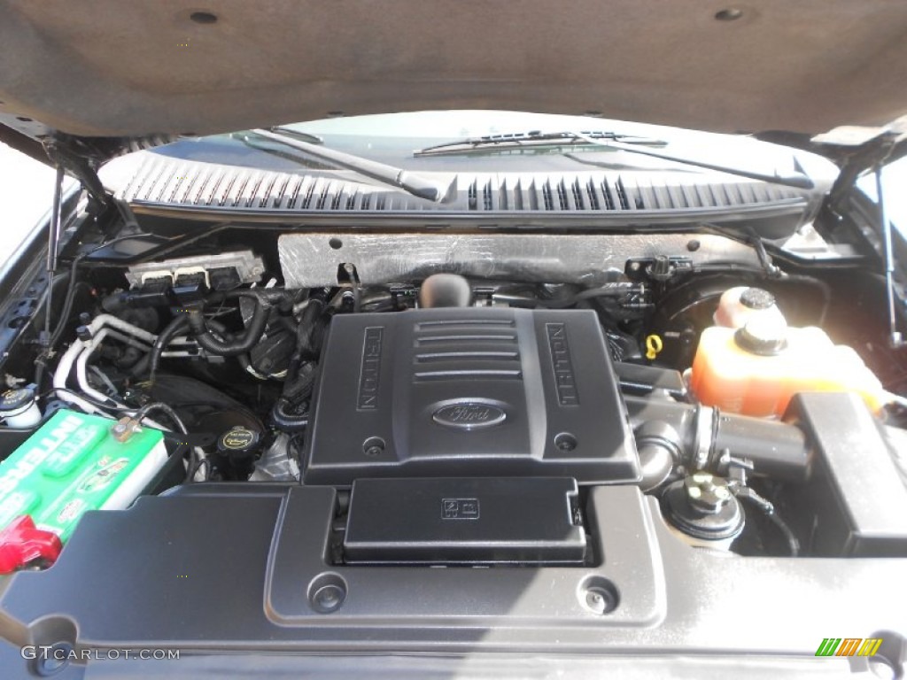2007 Expedition XLT - Carbon Metallic / Stone photo #26