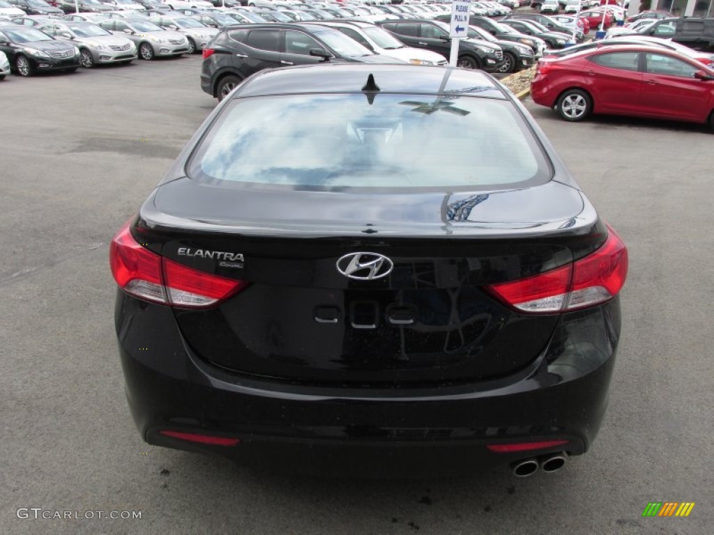 2013 Elantra Coupe SE - Black Noir Pearl / Gray photo #3
