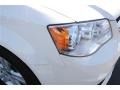 Stone White - Grand Caravan Crew Photo No. 3