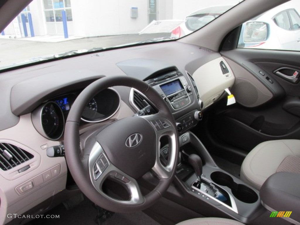 2013 Hyundai Tucson GLS Dashboard Photos