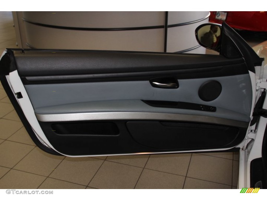 2011 BMW M3 Coupe Palladium Silver/Black Door Panel Photo #78419396