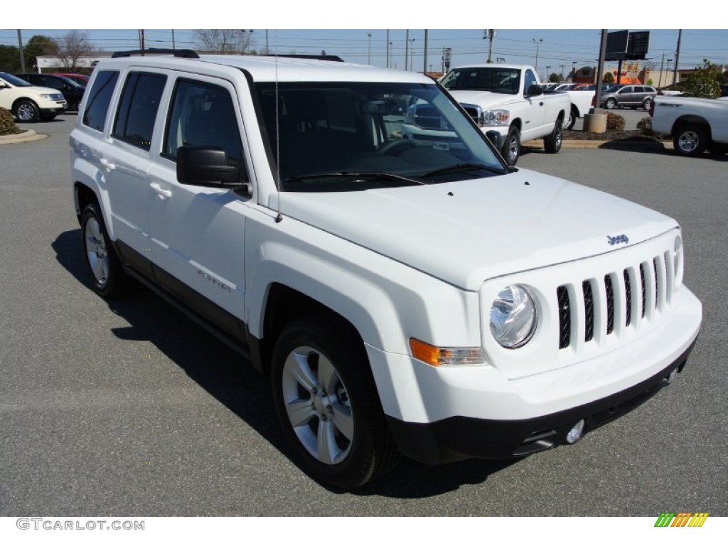 Bright White 2014 Jeep Patriot Latitude Exterior Photo #78423155