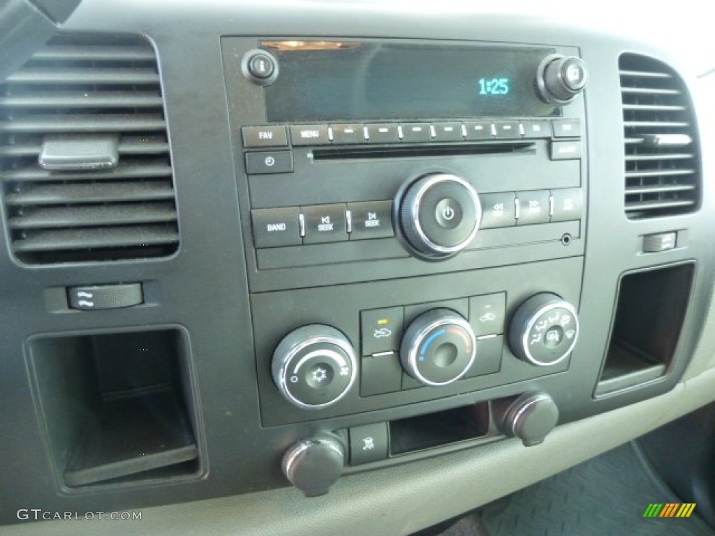 2008 Silverado 1500 LS Crew Cab - Summit White / Dark Titanium photo #23