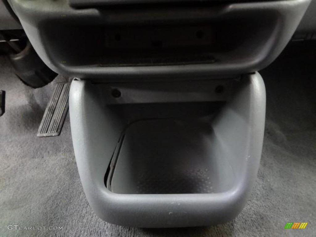 1999 Grand Caravan SE - Inferno Red Pearl / Mist Gray photo #19