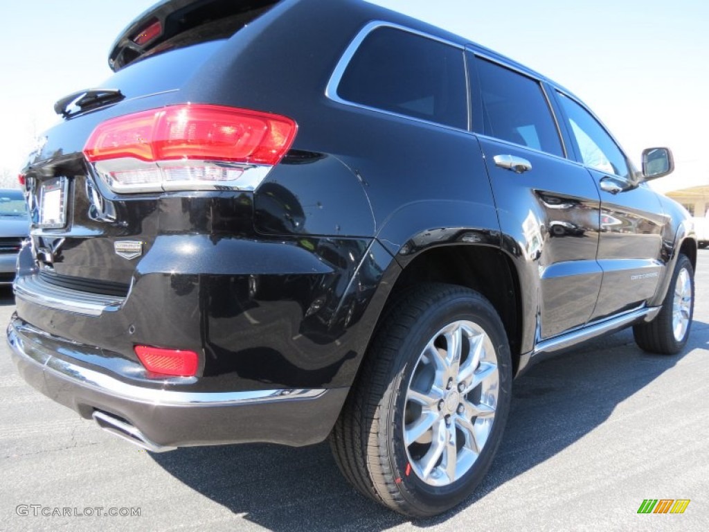 Brilliant Black Crystal Pearl 2014 Jeep Grand Cherokee Summit Exterior Photo #78426191
